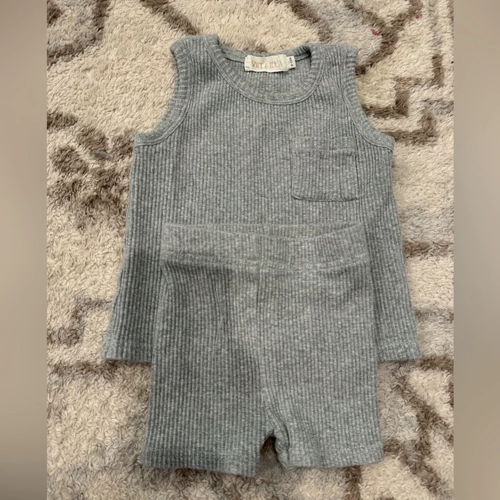 Gray Ribbed Matching Set - Picture 1 of 2